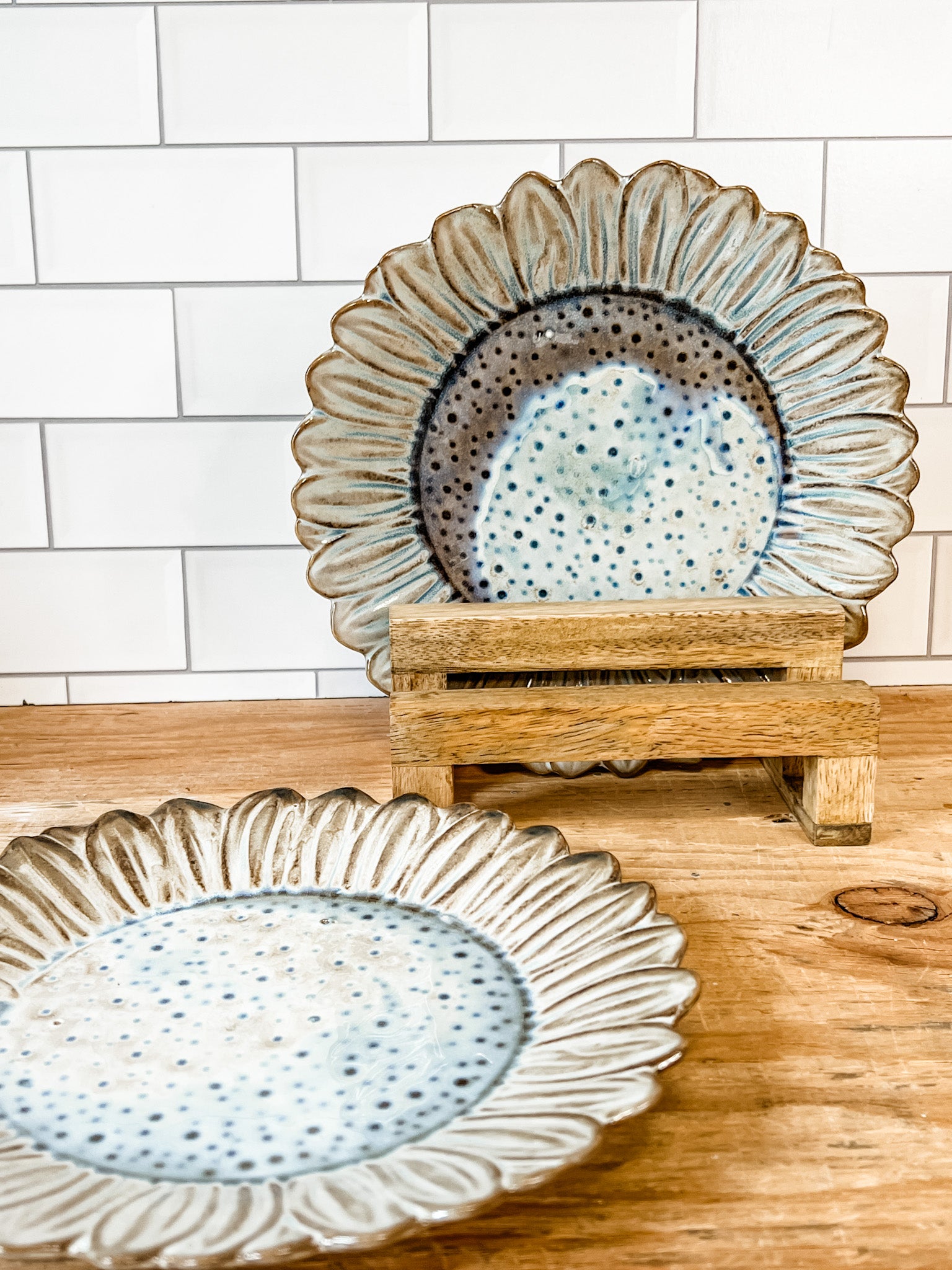stoneware flower shaped plate at the rustic barn in killingworth ct