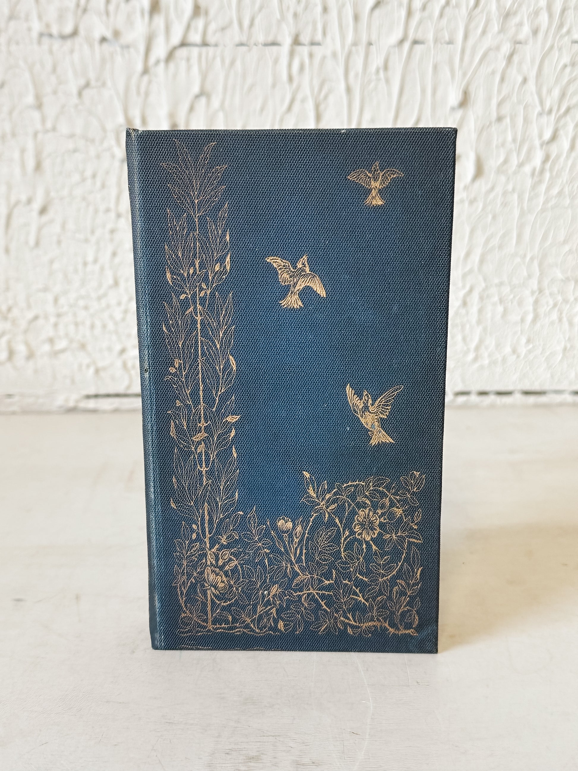 Vintage Book-Style Notebook at the Rustic Barn in Killingworth, CT