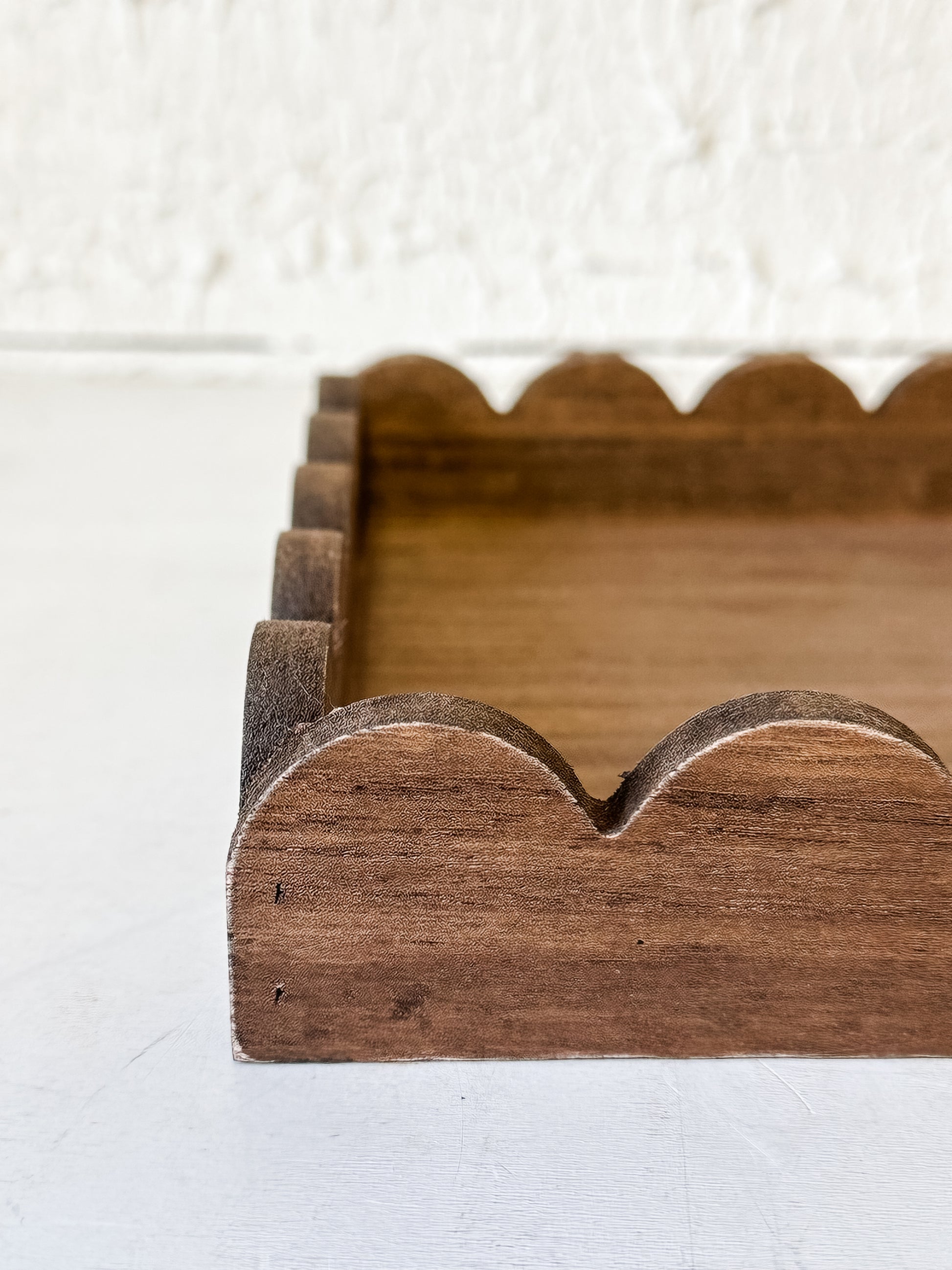 wooded scalloped trays in 3 colors at the rustic barn in killingworth ct