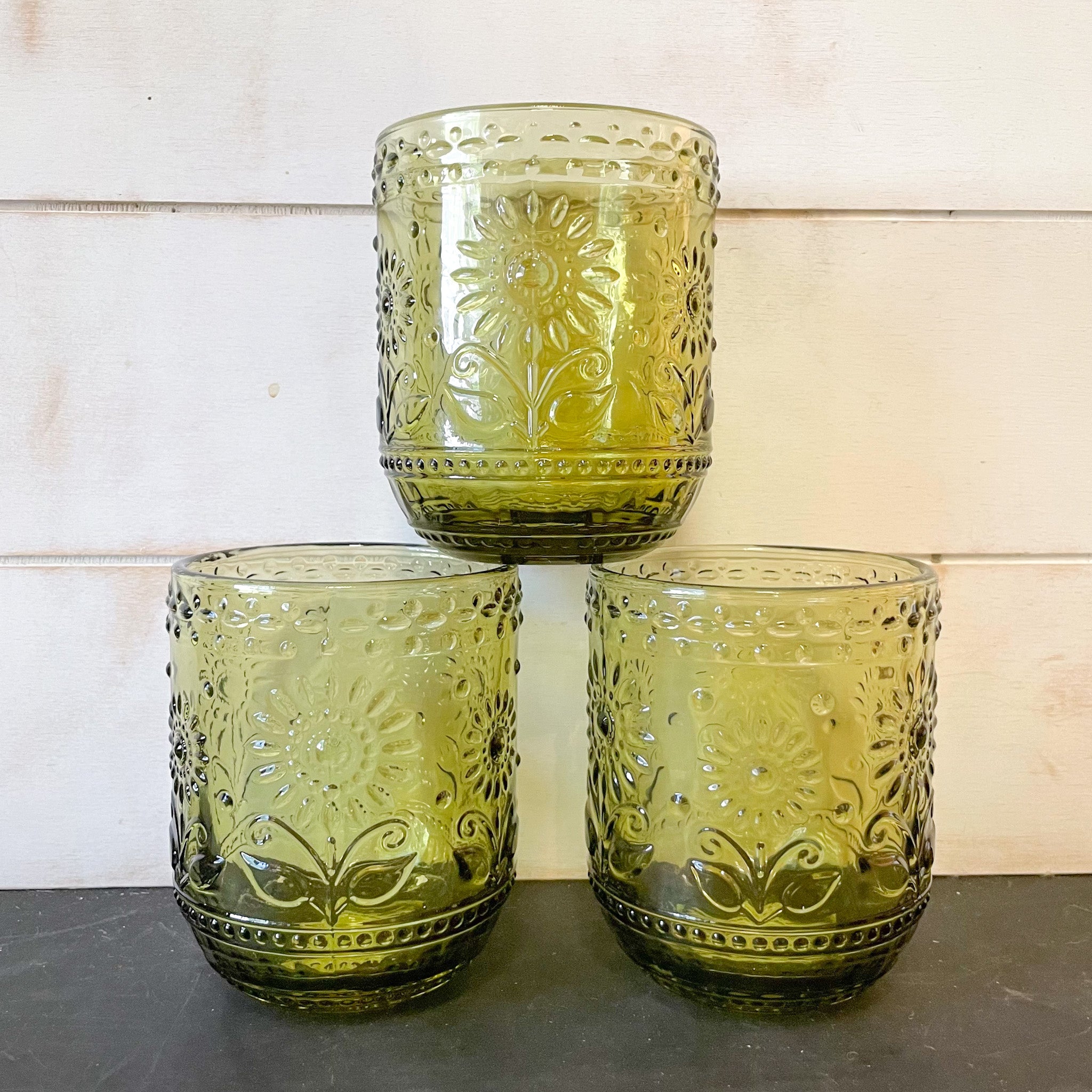 Embossed Drinking Glass, Green - Rustic Barn CT