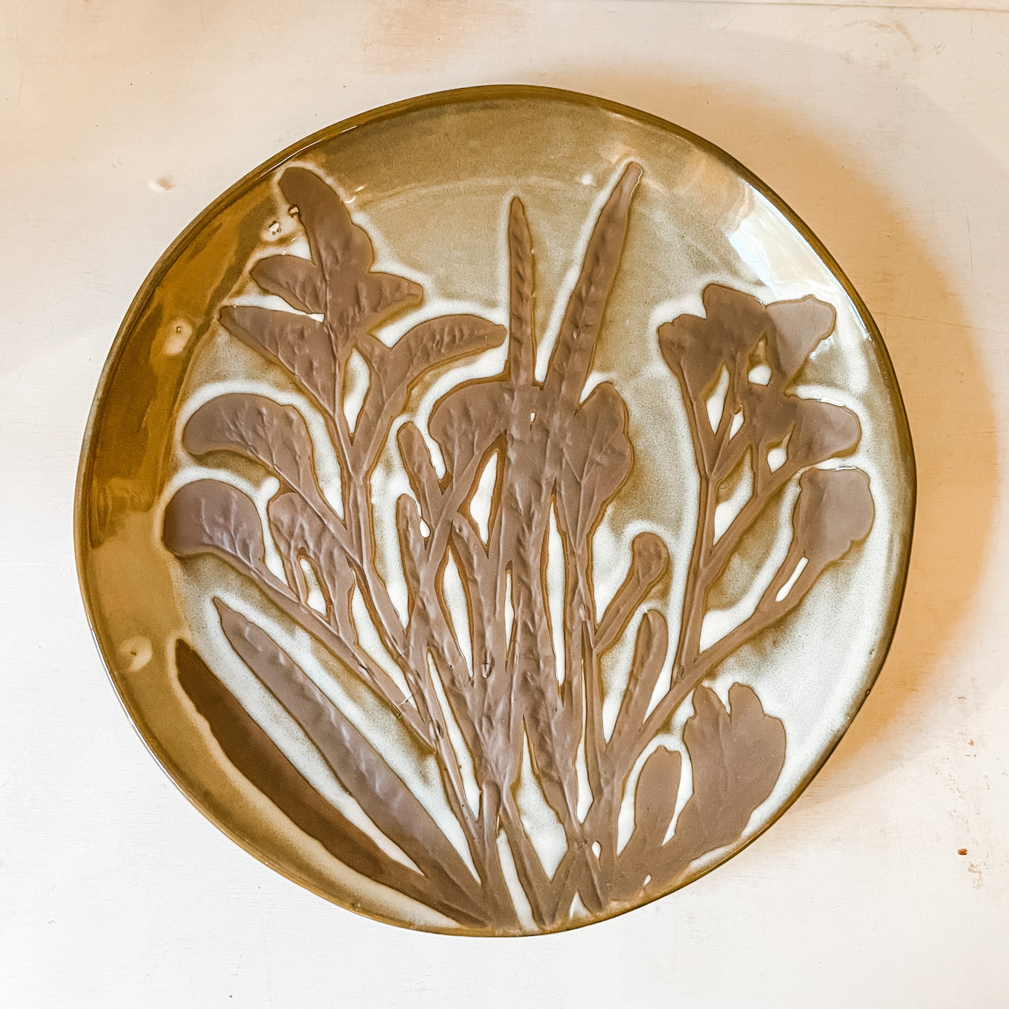 Round Hand-Painted Stoneware Plate